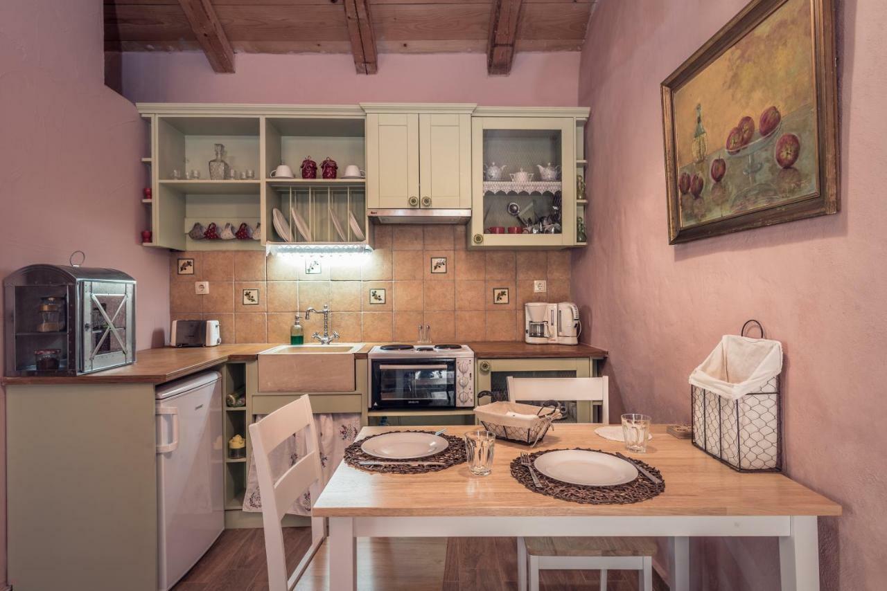 Hostal La Casa Di Nonna Koríthion Exterior foto